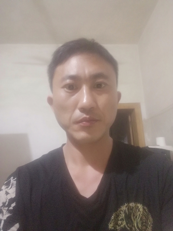 真爱无悔的第一张照片--梅州相亲服务中心