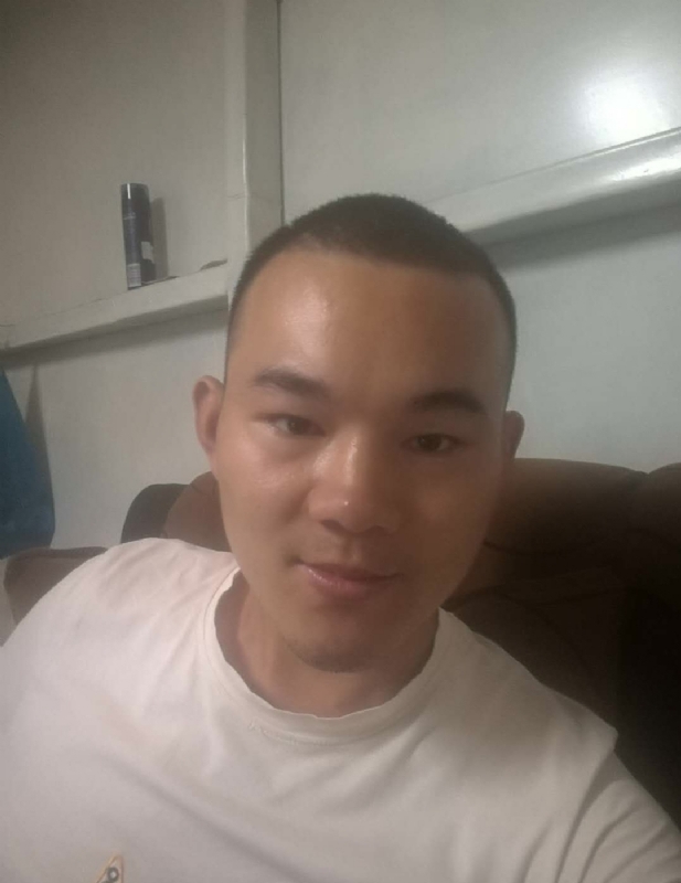 小強。。的第一张照片--梅州相亲服务中心