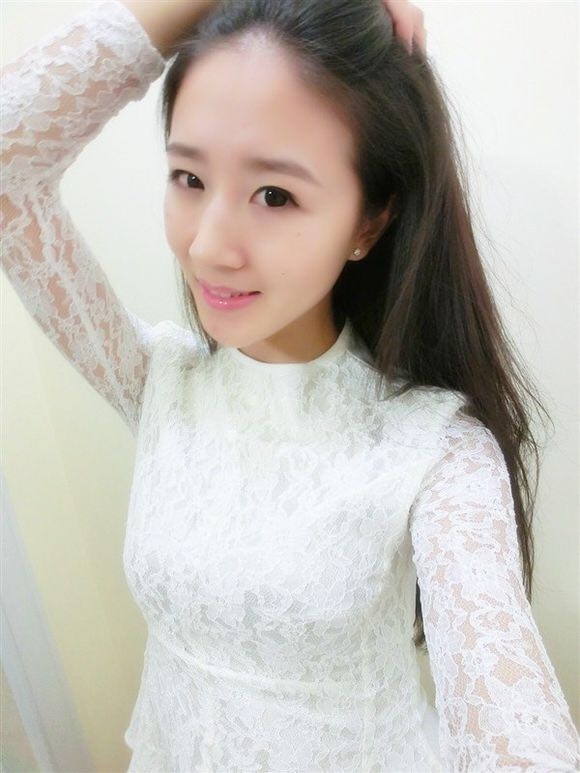 初久与歌的第一张照片--梅州相亲服务中心