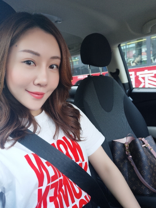 娜娜的第二张照片--梅州相亲服务中心