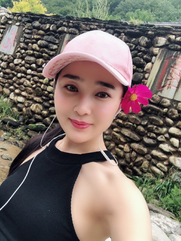 小白兔的大奶糖的第一张照片--梅州相亲服务中心