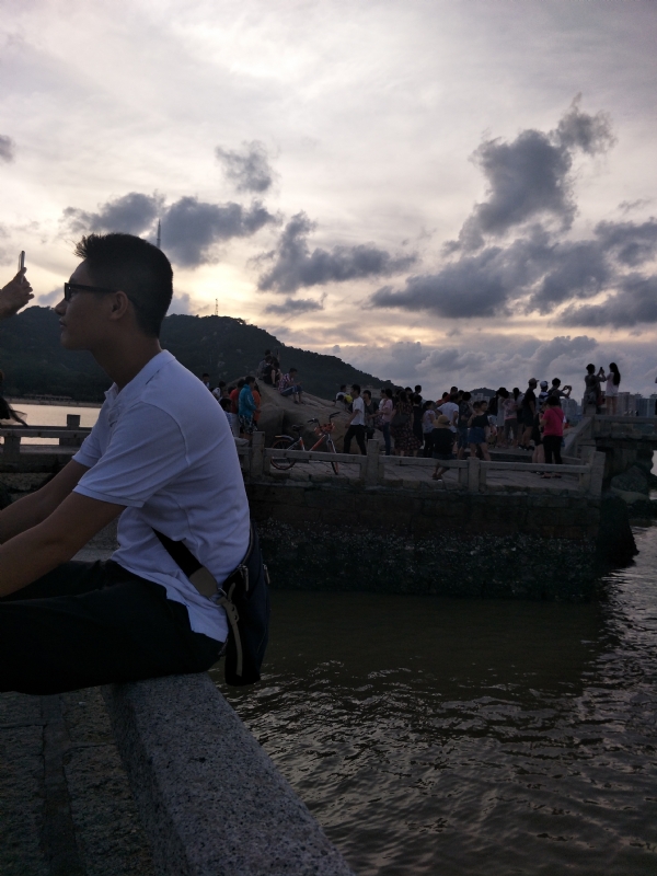 诗和远方的第一张照片--梅州相亲服务中心