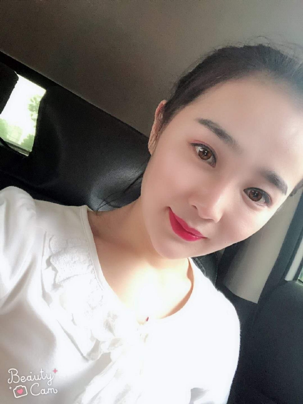 美伊的第一张照片--梅州相亲服务中心