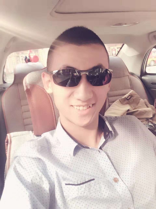 风雨的第一张照片--梅州相亲服务中心