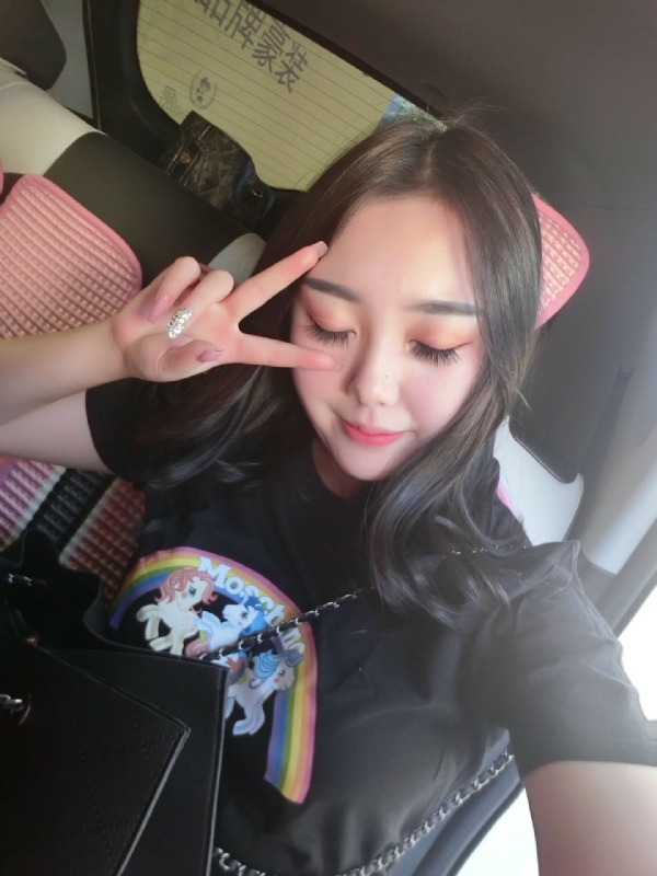 佳怡的第四张照片--梅州相亲服务中心