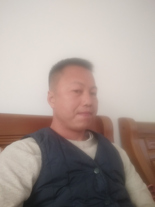 只对你好的第一张照片--梅州相亲服务中心