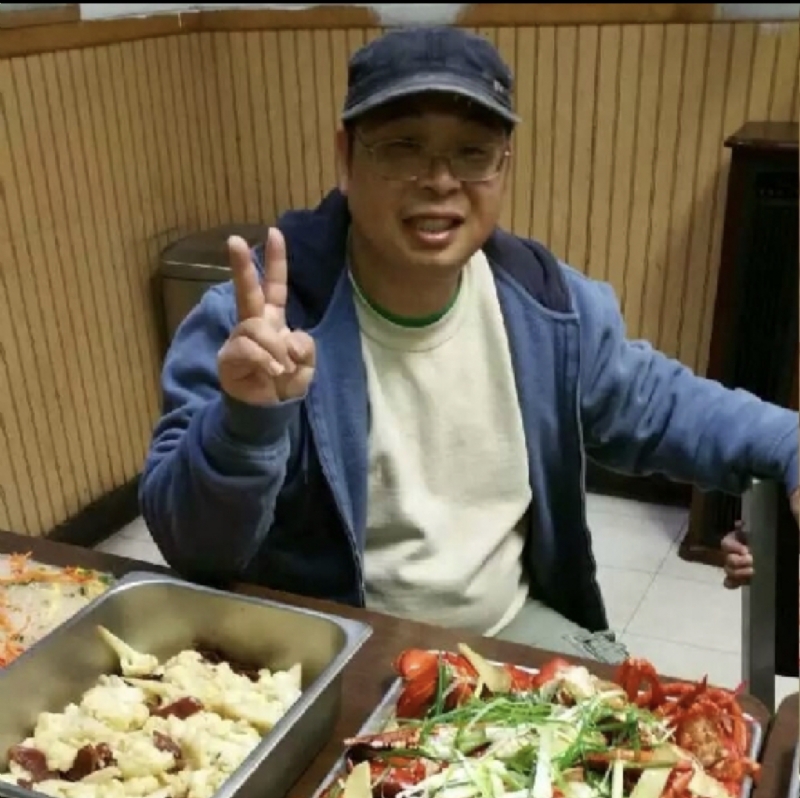 wally的第一张照片--梅州相亲服务中心