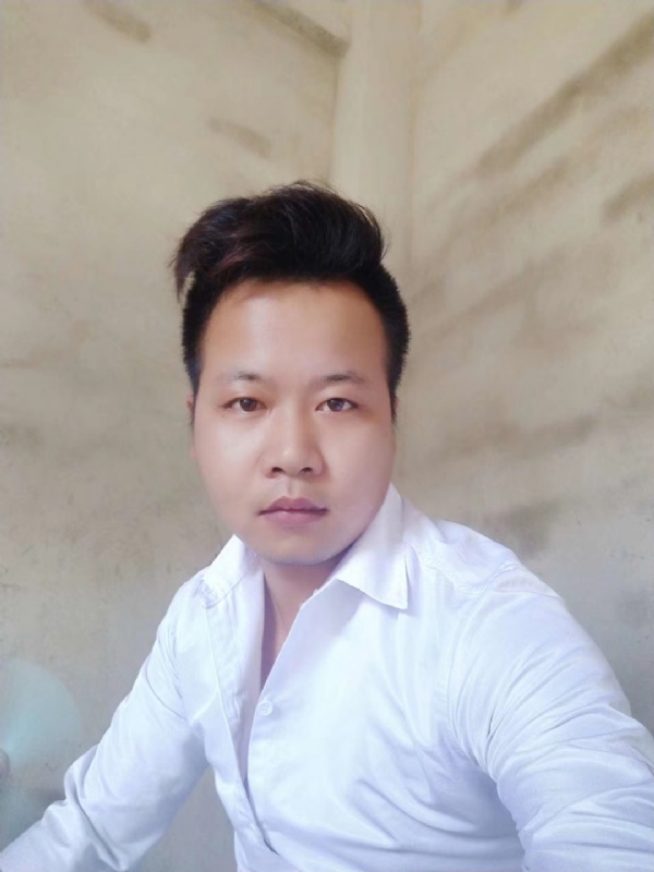 寻觅爱情的第一张照片--梅州相亲服务中心