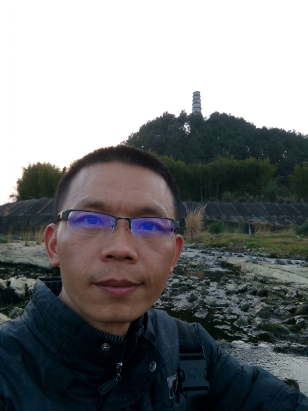 jame的第三张照片--梅州相亲服务中心