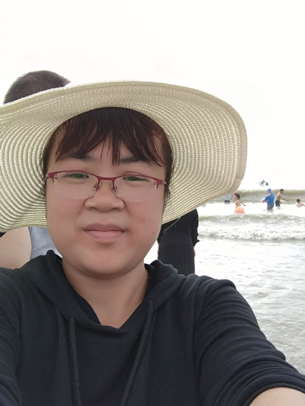 一辈子珍惜你的第一张照片--梅州相亲服务中心