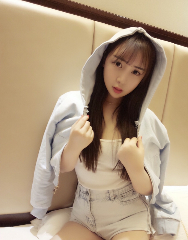 琪琪的第一张照片--梅州相亲服务中心