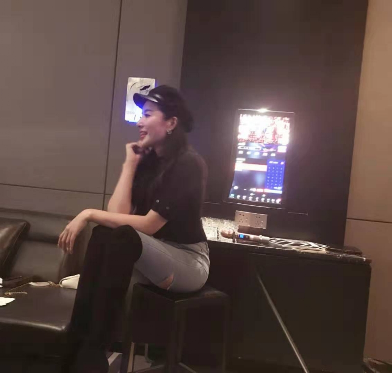 婷婷的第三张照片--梅州相亲服务中心