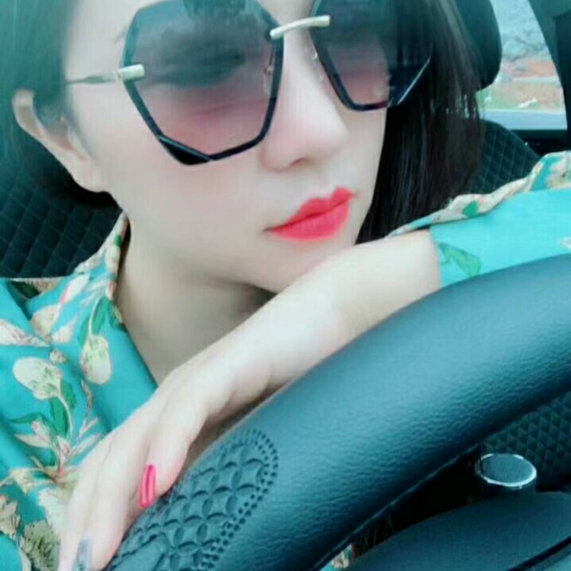 Emily的第三张照片--梅州相亲服务中心