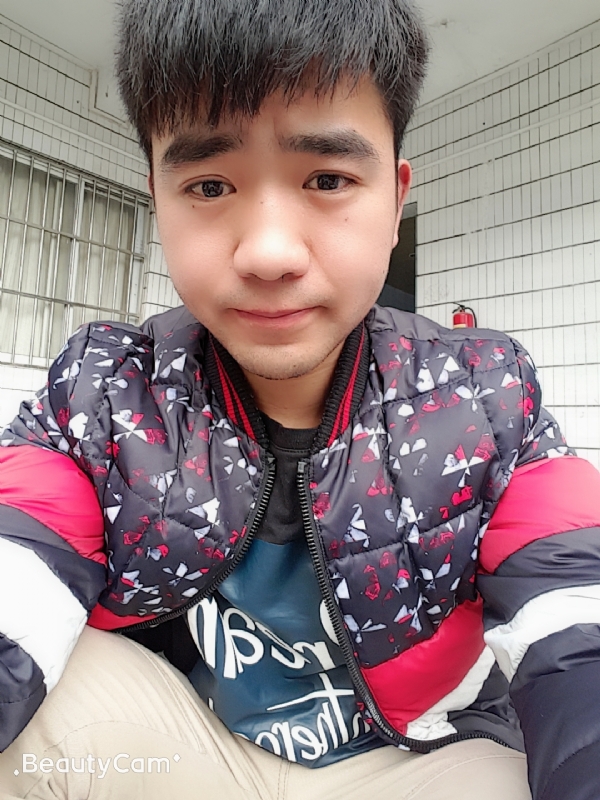 梦回少年的第一张照片--梅州相亲服务中心