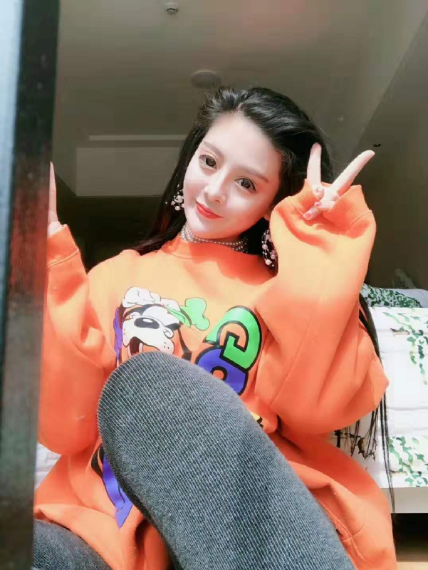 李梦瑶的第四张照片--梅州相亲服务中心