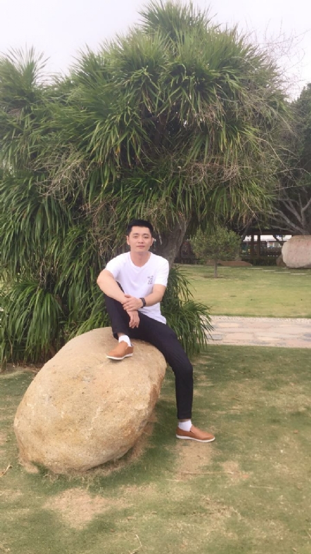 奇点的第一张照片--梅州相亲服务中心