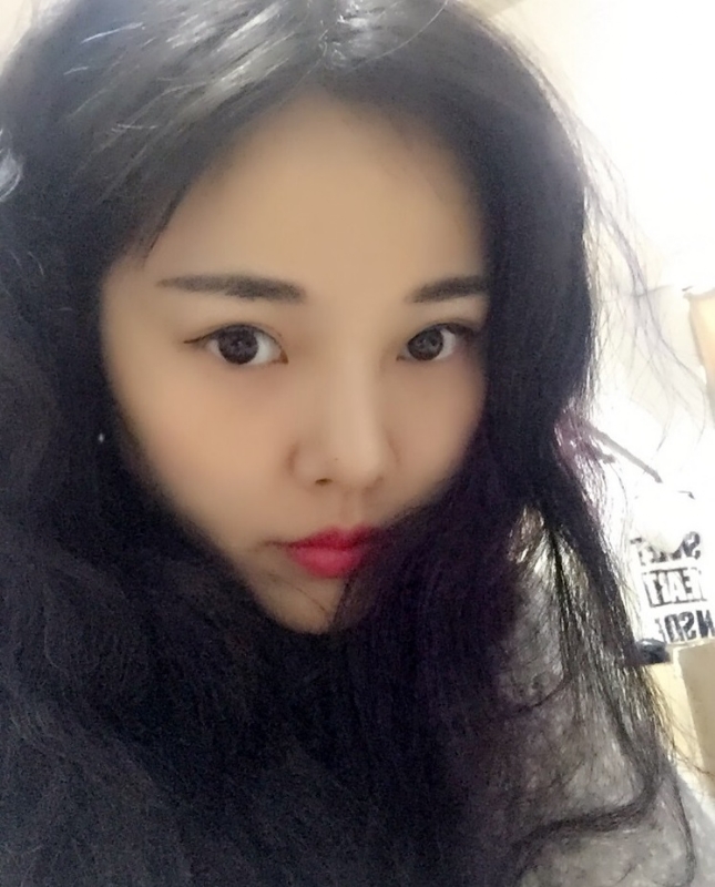 馨馨向荣的第二张照片--梅州相亲服务中心