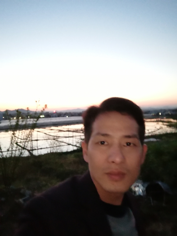 不忘初心的第一张照片--梅州相亲服务中心