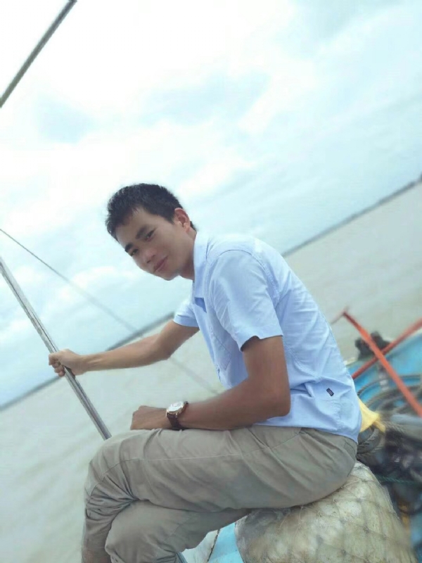 慵懒的猫的第一张照片--梅州相亲服务中心