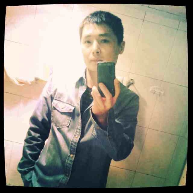 孤独的根号3的第一张照片--梅州相亲服务中心