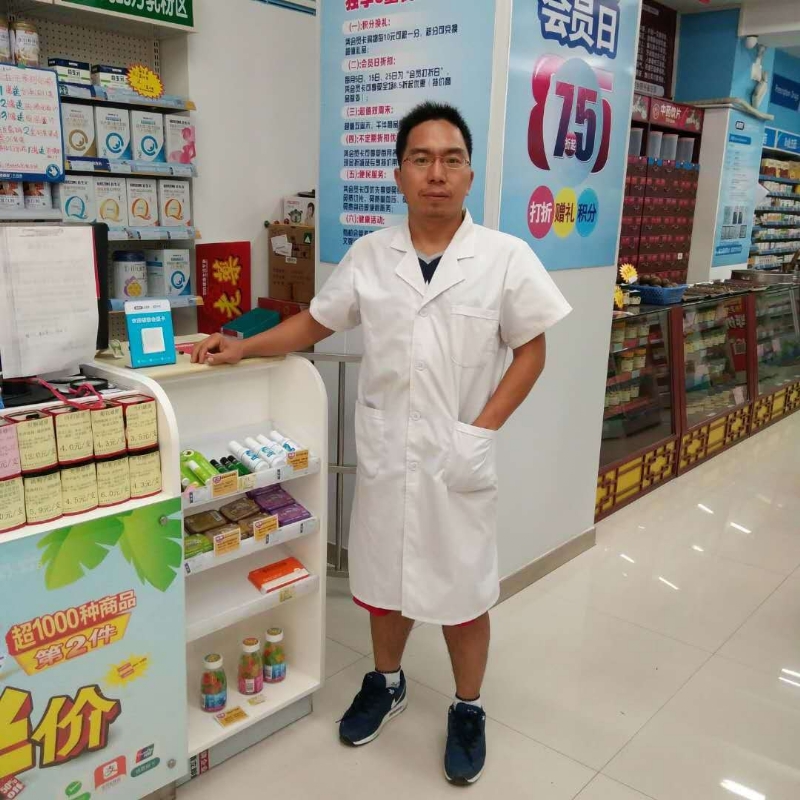 开开心心的第一张照片--梅州相亲服务中心