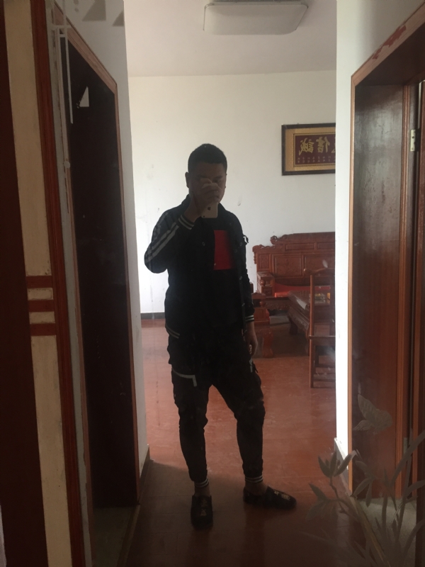 MC无所畏惧的第一张照片--梅州相亲服务中心