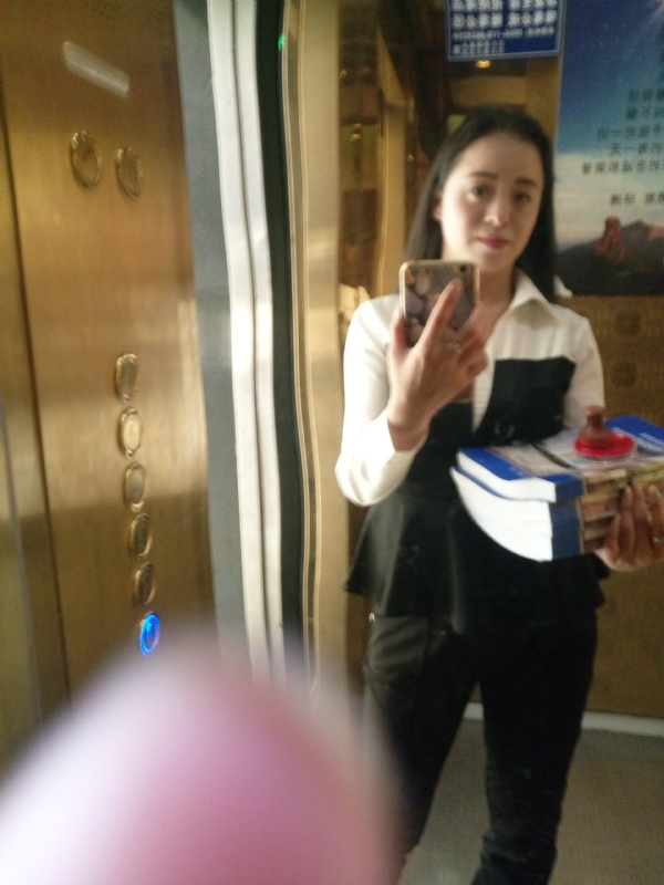 铿锵玫瑰的第一张照片--梅州相亲服务中心