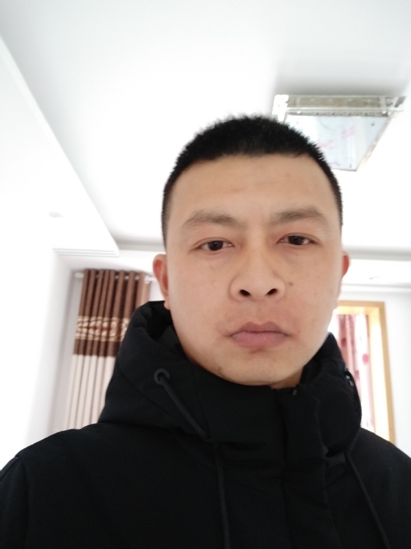 吴伟899的第一张照片--梅州相亲服务中心