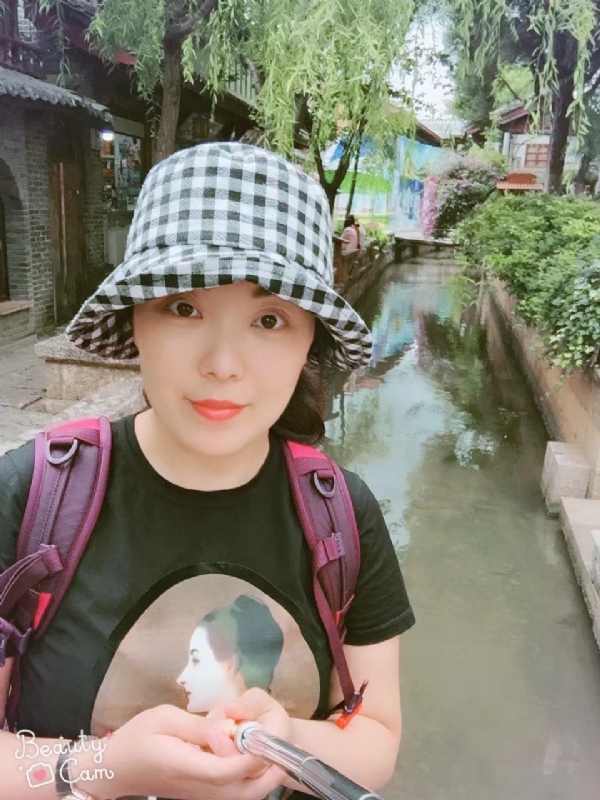 乐妞的第三张照片--梅州相亲服务中心