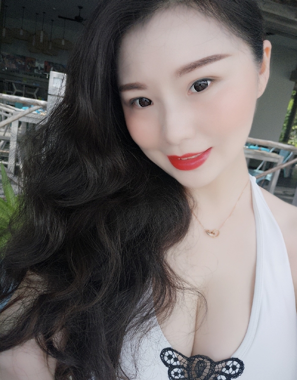 yoyo的第一张照片--梅州相亲服务中心