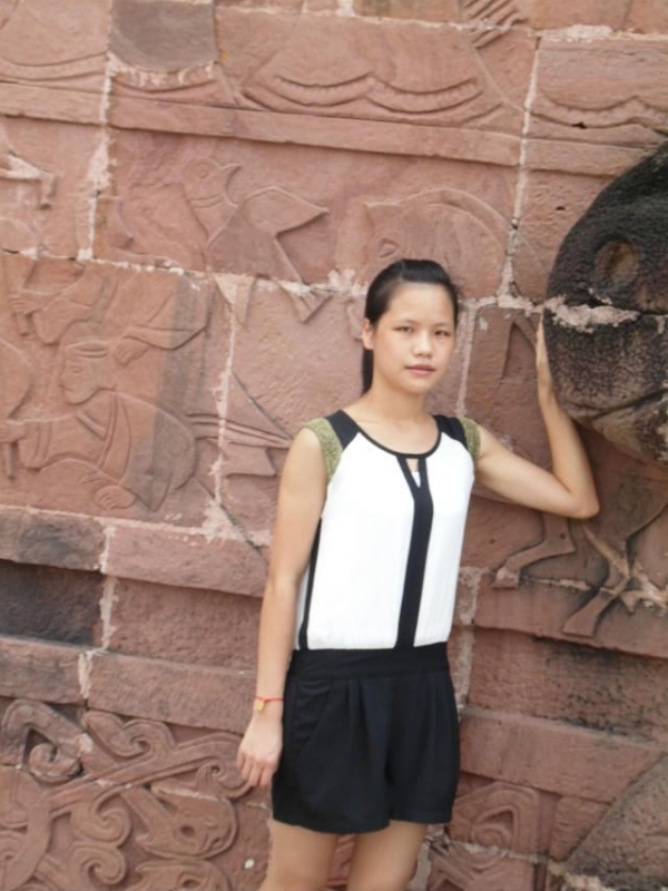 缘凤的第一张照片--梅州相亲服务中心