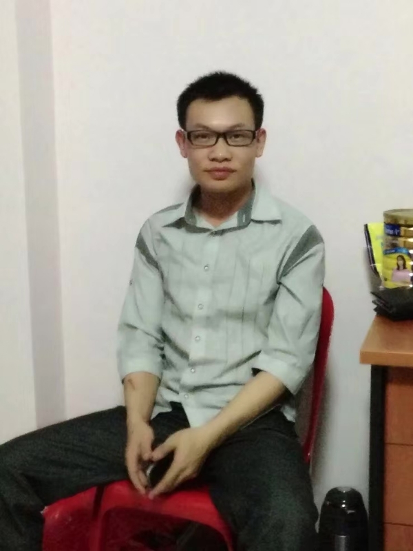 坚强不屈的第一张照片--梅州相亲服务中心