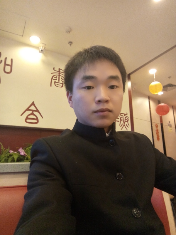 夜凉露沾衣的第一张照片--梅州相亲服务中心