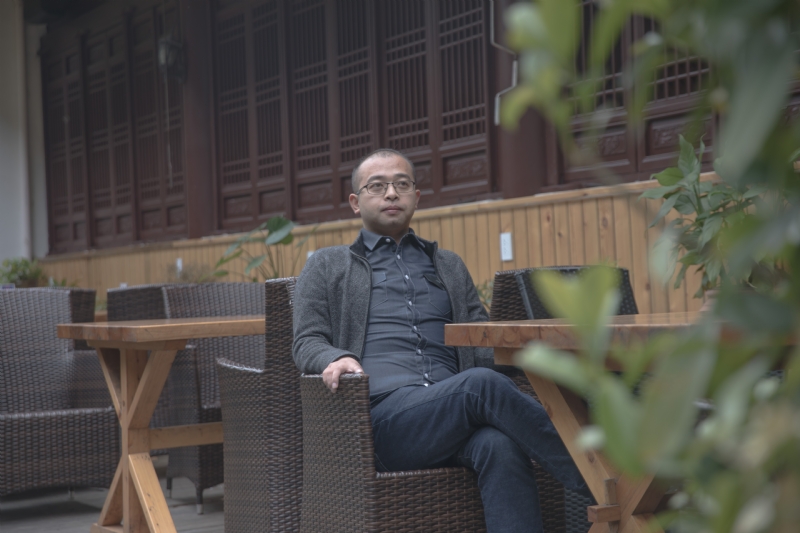 世界那么大的第一张照片--梅州相亲服务中心