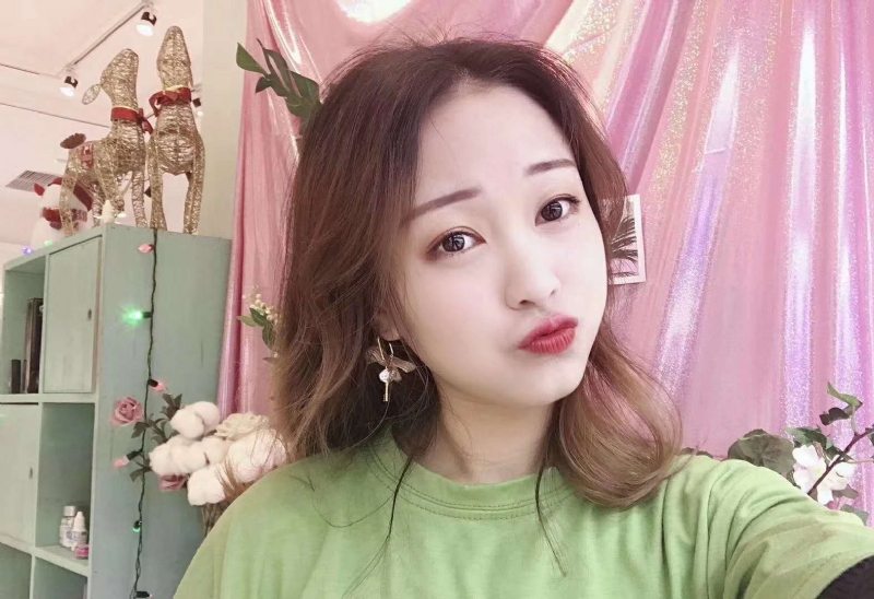 罗兰的第二张照片--梅州相亲服务中心