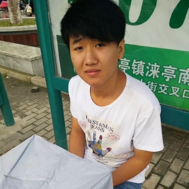 小丁的第一张照片--梅州相亲服务中心