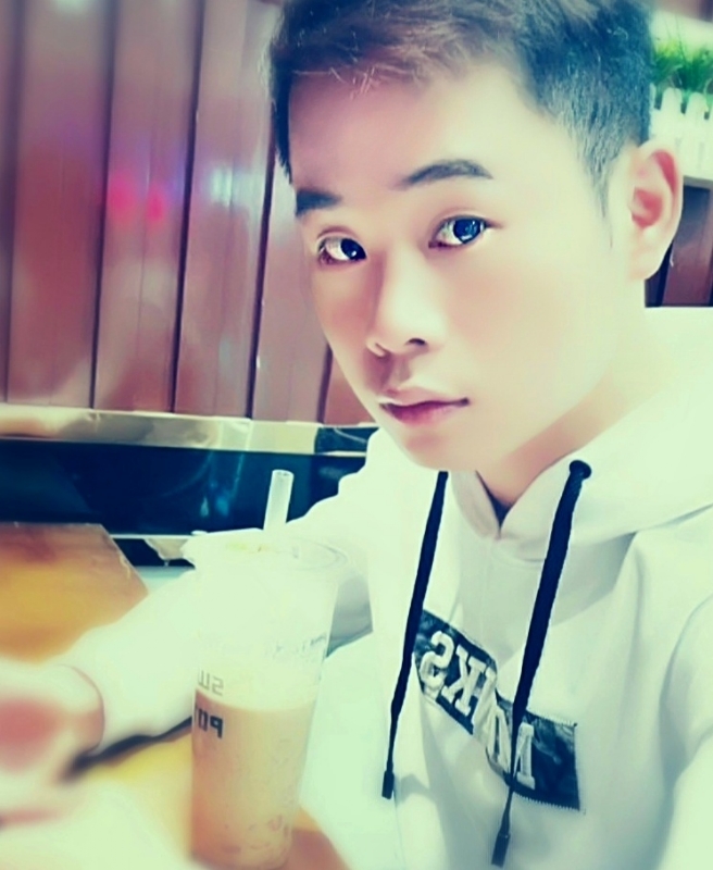 拔大萝卜的兔子的第一张照片--梅州相亲服务中心