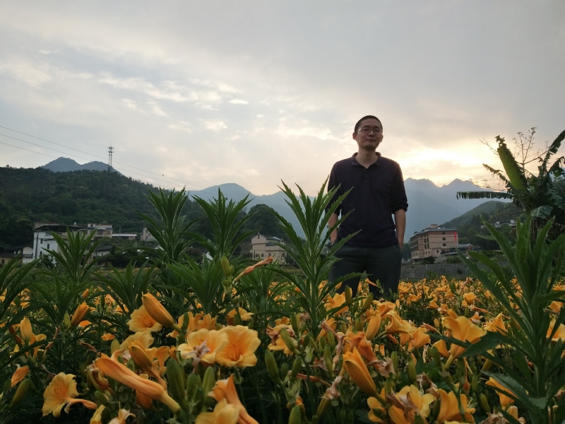 黄晓东的第一张照片--梅州相亲服务中心