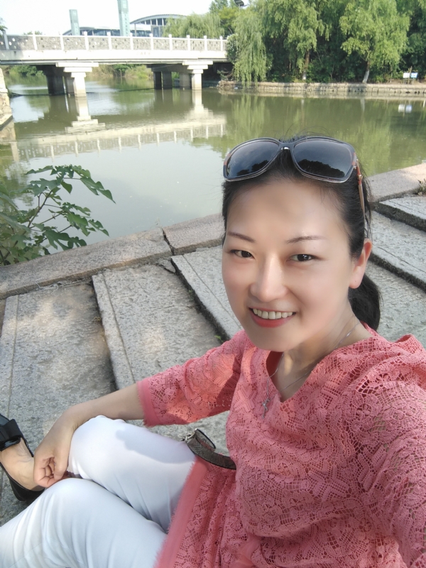 渴慕的第一张照片--梅州相亲服务中心