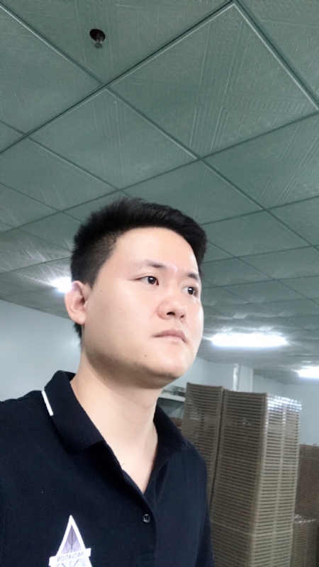 伟的第一张照片--梅州相亲服务中心