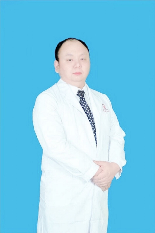 小村医的第一张照片--梅州相亲服务中心