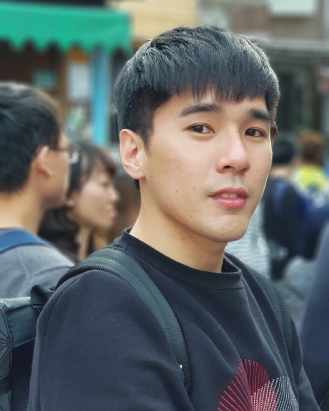 雨中孤独的第一张照片--梅州相亲服务中心