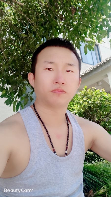 系咯在的第一张照片--梅州相亲服务中心