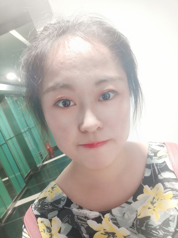 小花伞的第一张照片--梅州相亲服务中心