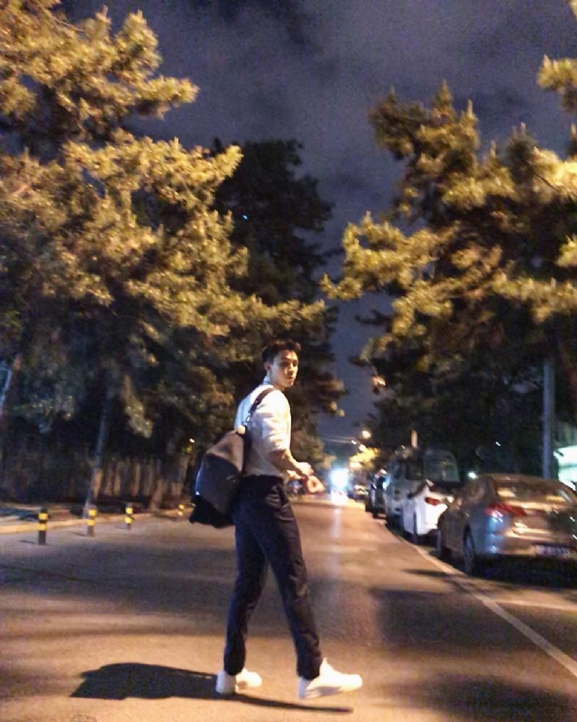 深海的第二张照片--梅州相亲服务中心