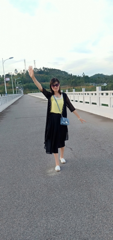 执念的第一张照片--梅州相亲服务中心