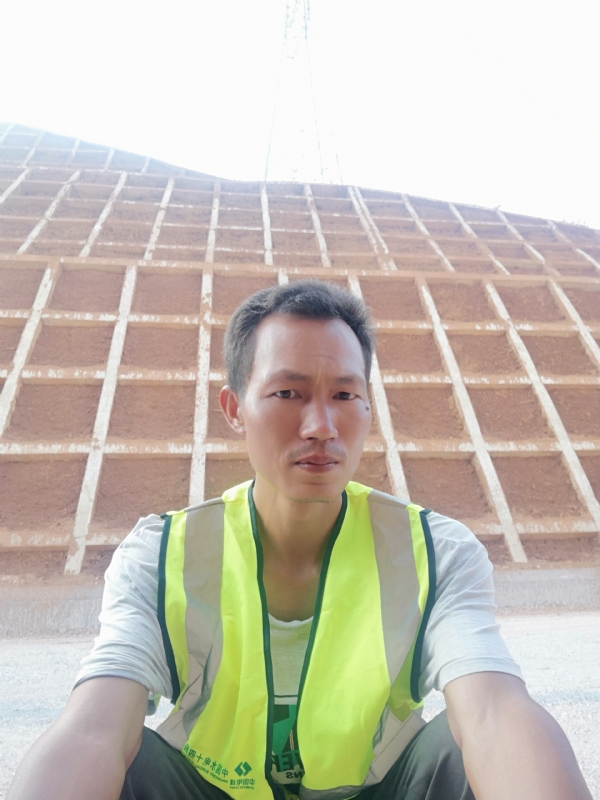 哥们的第一张照片--梅州相亲服务中心