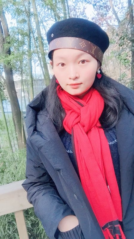 风中百合的第一张照片--梅州相亲服务中心