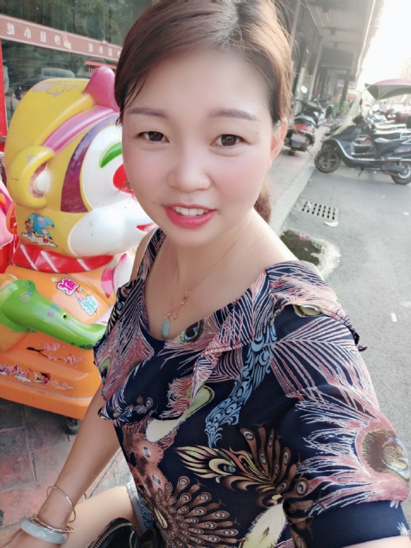 云儿的第一张照片--梅州相亲服务中心