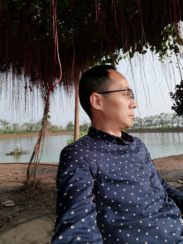 守望烟云的第一张照片--梅州相亲服务中心